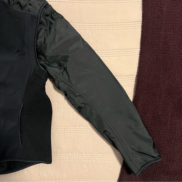 BMW Motorrad Black Zip-Up Jacket Detachable Sleeves - Picture 4 of 12